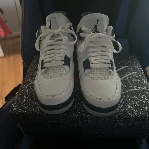 Nike air Jordan 4 mid night navy White and Gray Shoes