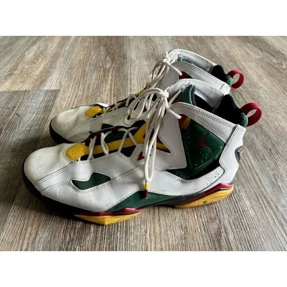 Nike AIR Jordan True Flight White Fir Amarillo Retro Tennis Shoes Mens Size 13