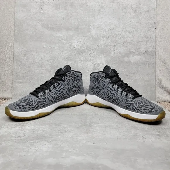 NIKE Air Jordan Ultra Fly Mens Size 9.5 Grey White Black Basketball Shoes