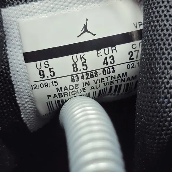 NIKE Air Jordan Ultra Fly Mens Size 9.5 Grey White Black Basketball Shoes
