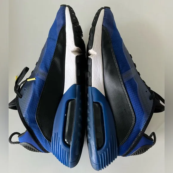 Nike Air Max 2090 Hyper Blue Black Sneakers CV8835-40 Running Shoes SIze 10.5