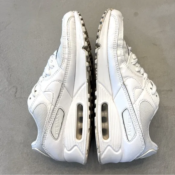 NIKE Air Max 90 Sneakers, White, 9