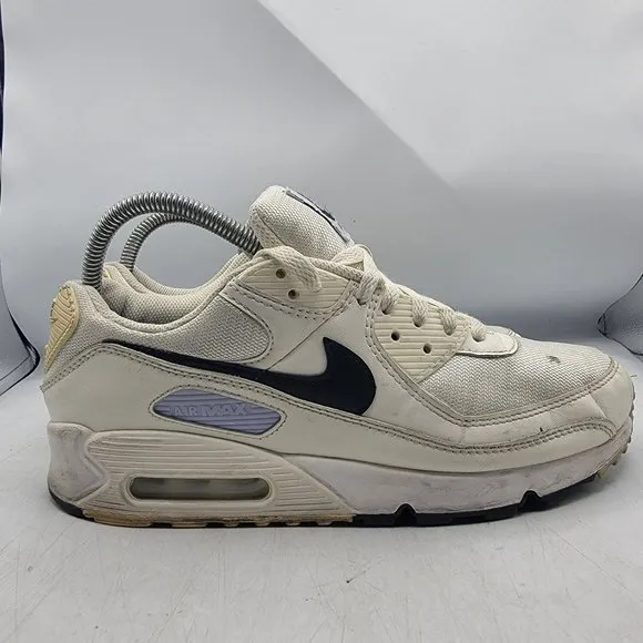 Nike Air Max 90 Womens 8.5 White Sail Ghost Running Shoes Athletic CZ6221-100