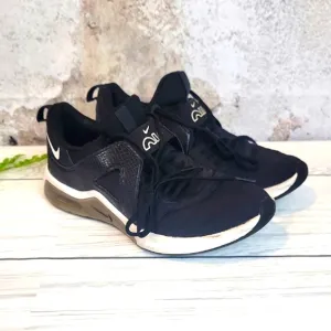 Nike Air Max Bella TR 5 Black &amp; White Womens Size 9