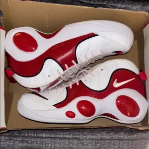 Nike Air Zoom Flight’95 Red and White size 10 aka Jason Kidd’s
