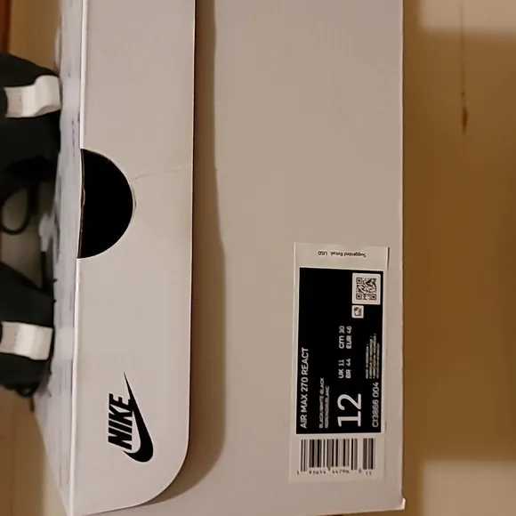 Nike Airmax 270 React