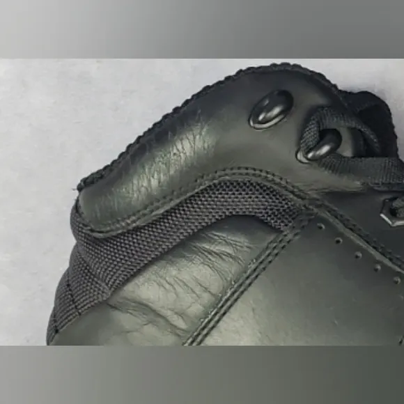 Nike All Condition Gear ACG Black Leather Hiking Boots Sz 7Y