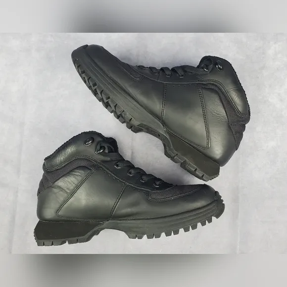 Nike All Condition Gear ACG Black Leather Hiking Boots Sz 7Y