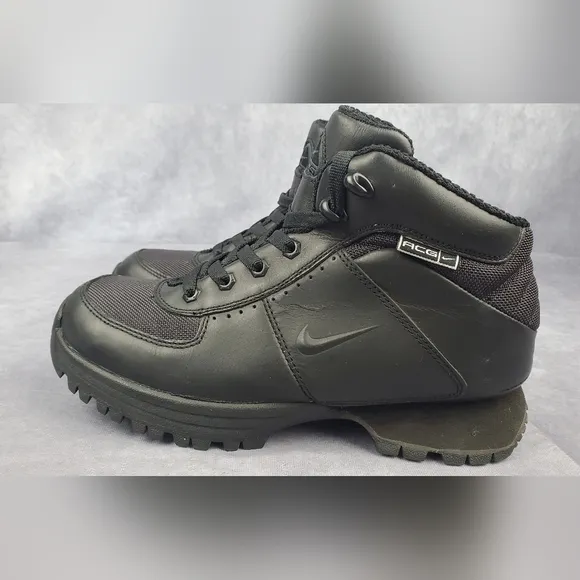 Nike All Condition Gear ACG Black Leather Hiking Boots Sz 7Y