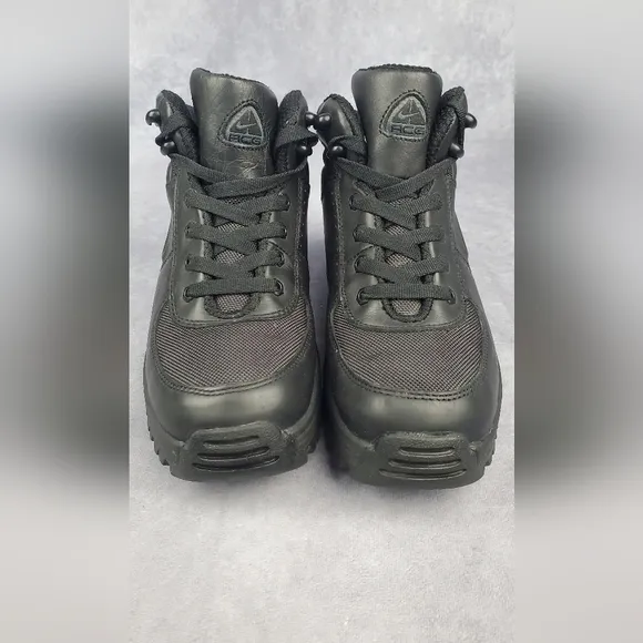 Nike All Condition Gear ACG Black Leather Hiking Boots Sz 7Y