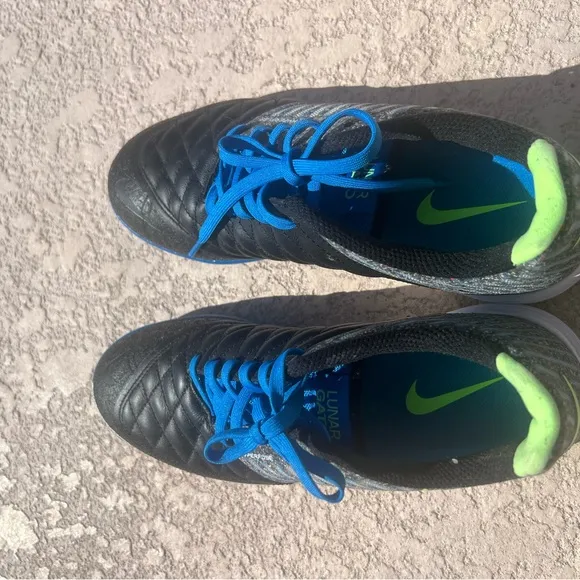 Nike Black and Blue Men's Athletic Shoes
