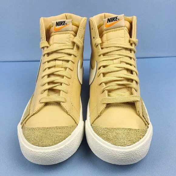 Nike Blazer Mid 77' VNTG Womens Size 8.5 Canvas Butter Tan Sneakers CZ1055-700