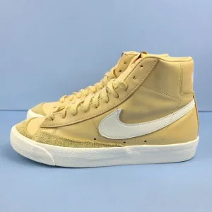 Nike Blazer Mid 77' VNTG Womens Size 8.5 Canvas Butter Tan Sneakers CZ1055-700