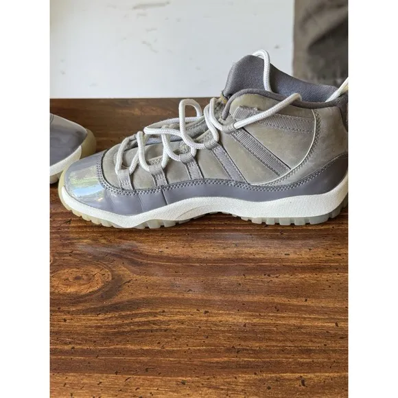 Nike Boys Air Jordan 11 Retro 378039-005 Gray Basketball Shoes Sneakers Size 2Y