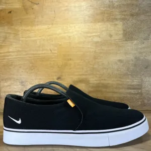 Nike Court Royale Womens Size 11 Slip On Shoes Sneakers Black BQ9138-001