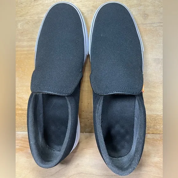 Nike Court Royale Womens Size 11 Slip On Shoes Sneakers Black BQ9138-001