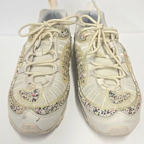 Nike Cream Sneakers with Cushioned Sole and Breathable Material