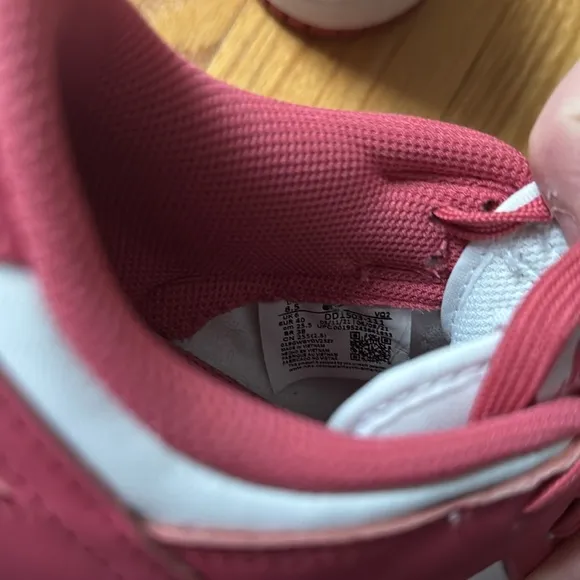 Nike Dunk Low Archeo Pink Sneakers 8.5