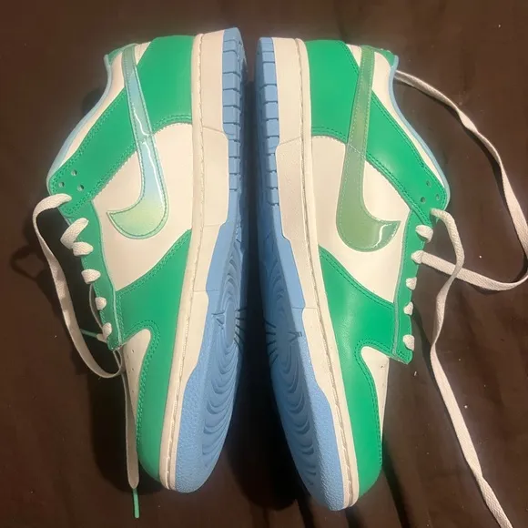 Nike Dunk Low Green Shock fits women size 12.5 preowned