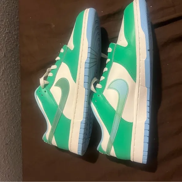 Nike Dunk Low Green Shock fits women size 12.5 preowned