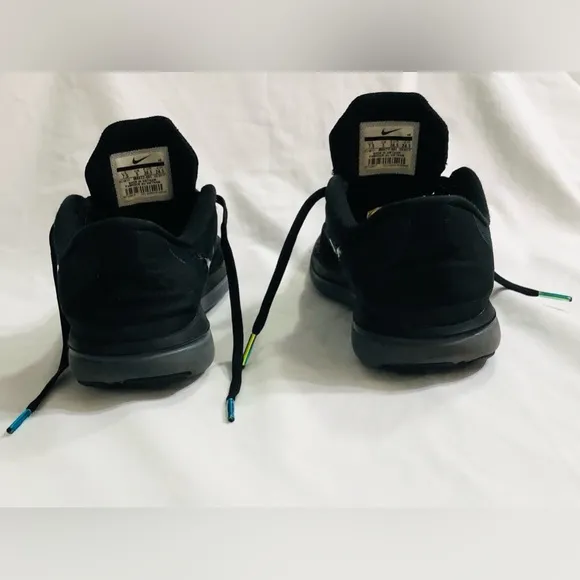 Nike Flex sneakers 2017 RN BTS sneakers lace up black. 7.5