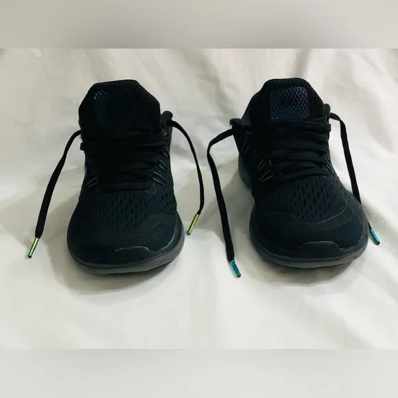 Nike Flex sneakers 2017 RN BTS sneakers lace up black. 7.5