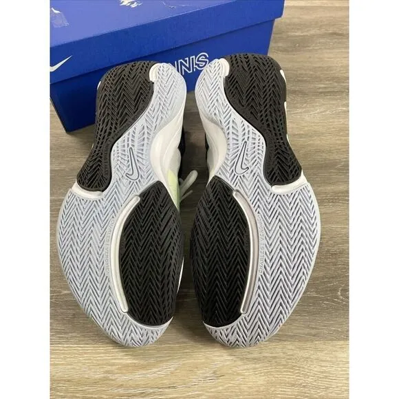 Nike Giannis Immortality 2 men's Size 13 White Black Basketball shoes DM0825 101