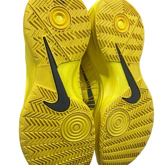 Nike Hyperdunk Yellow Basketball Shoes