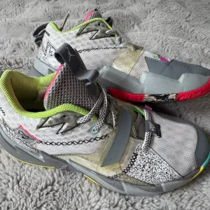 Nike Jordan Why Not Zero Boy 3Y Gray Athletic Activewear Sneakers Running Shoes
