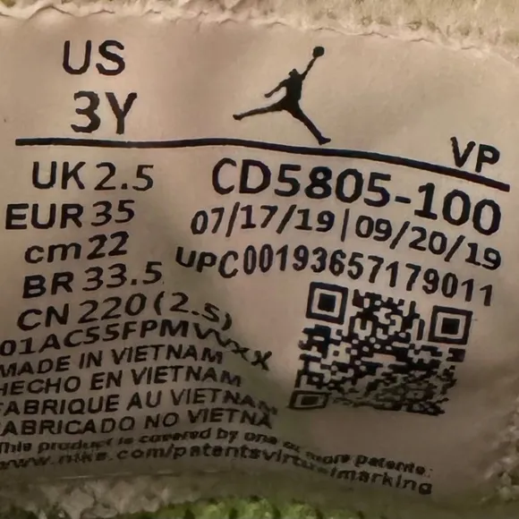 Nike Jordan Why Not Zero Boy 3Y Gray Athletic Activewear Sneakers Running Shoes