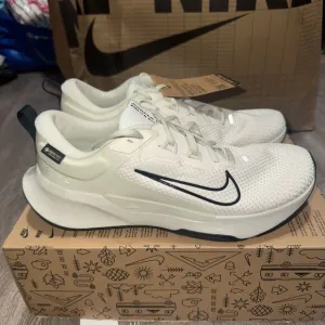 Nike Juniper Trail 2 V2 Gore-Tex Trail Men’s 9.5 Women’s 11 New In No Lid Box