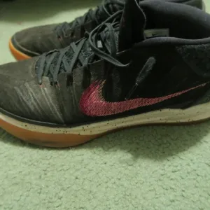 Nike Kobe A.D. Mid Black Gum 2017 Men's Basketball Shoes Size 15 922482-006