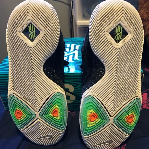Nike Kyrie 3’s