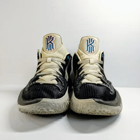 Nike Kyrie 4 Low Basketball Shoes Men 13 Black Smoke Gray Athletic Sneakers