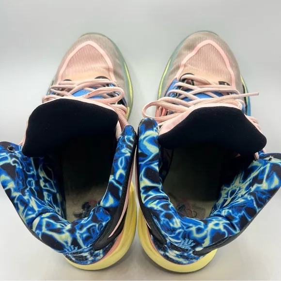 Nike Kyrie Infinity Nike Basketball Shoes - Blue and Pink