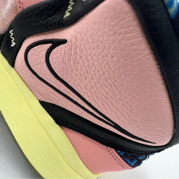 Nike Kyrie Infinity Nike Basketball Shoes - Blue and Pink