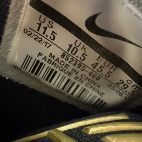 Nike Kyrie Men's Shoes Obsidian Metallic Gold Summit White Sneakers Keen 11.5