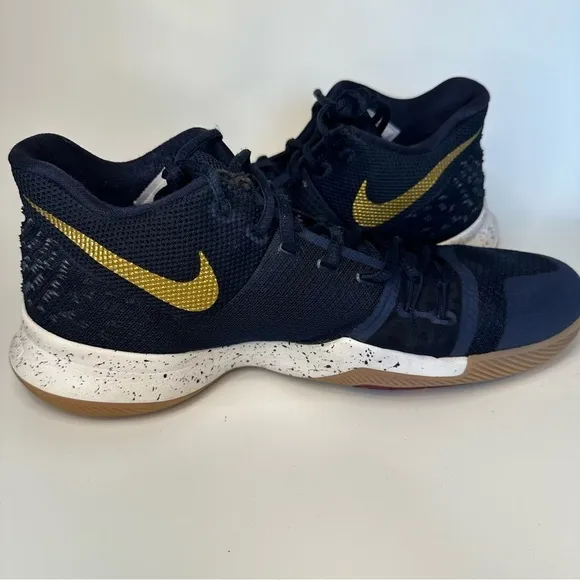 Nike Kyrie Men's Shoes Obsidian Metallic Gold Summit White Sneakers Keen 11.5