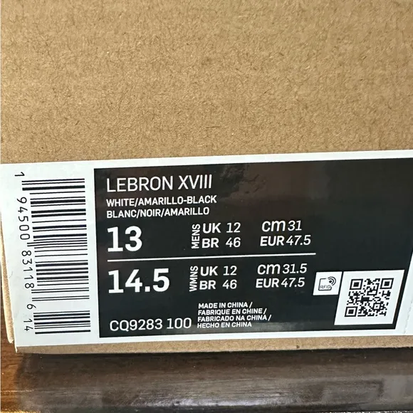 Nike LeBron 18 White Black Sneakers Shoes 13 NIB