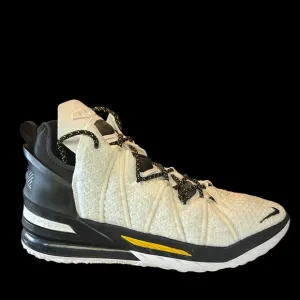 Nike LeBron 18 White Black Sneakers Shoes 13 NIB