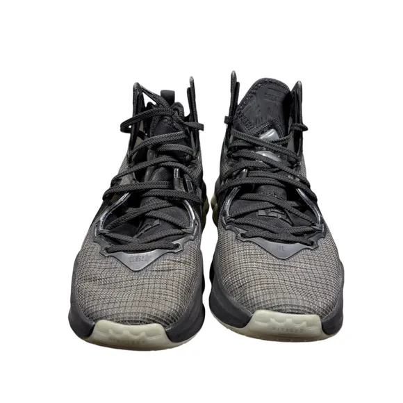 Nike LeBron 19 Black Aqua Sneakers Size 7 Youth Size‎ 7.5 Mens