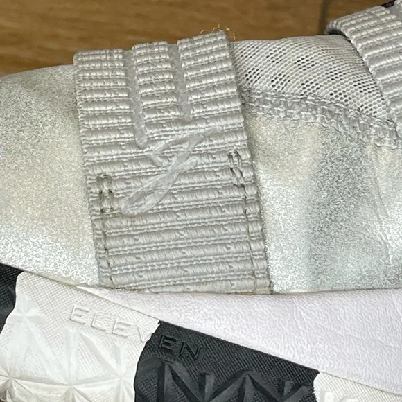 Nike LeBron Soldier 11 'Silver Bullet' 897646-007 Size 14