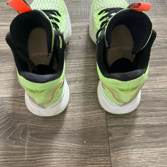 Nike LeBron Witness 5 Basketball Shoes – Neon Green &amp; Black – Size 8.5