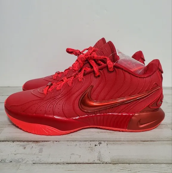 Nike Lebron XXI Bright Crimson Gym Red HF5951-600 Mens Size 11.5 NEW W/O BOX