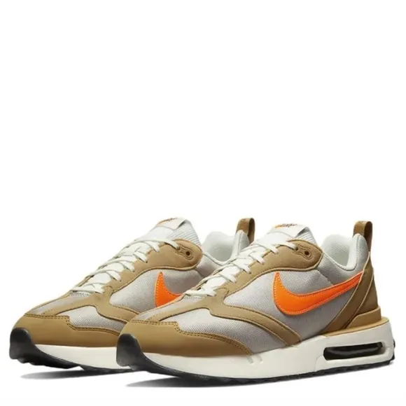 Nike  men Air MaxDawn ElementalGold Total Orange Gold  Men Size 8 new