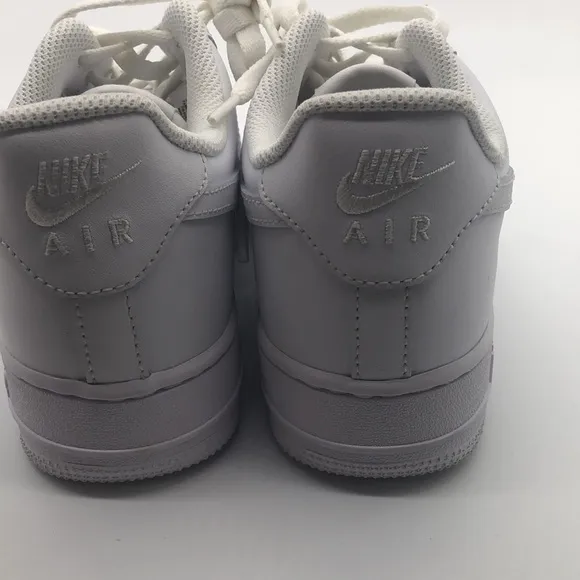 Nike Men's Air Force 1 Low '07 Triple White Casual Sneaker CW2288-111 USED Sz 7