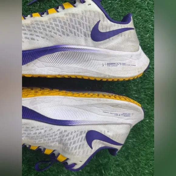 Nike Men’s White and Purple Athletic Shoes Size 6.5