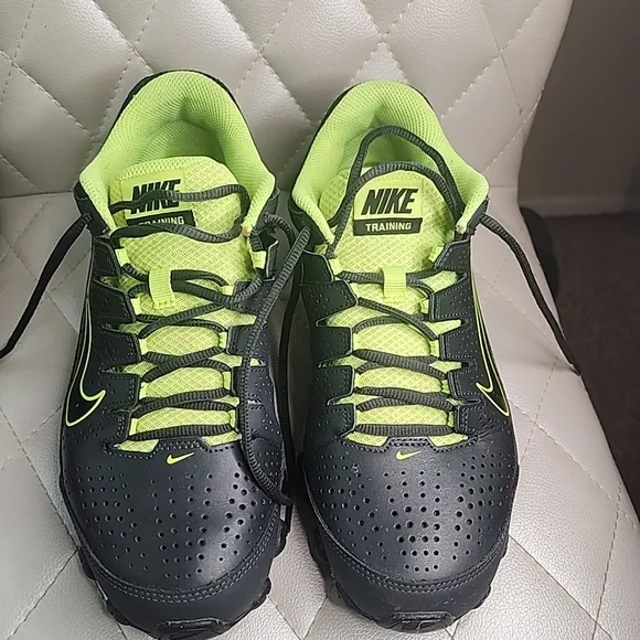 Nike Reax 8 TR Training Shoes Men's 8 Anthracite Black-Volt 616272-036