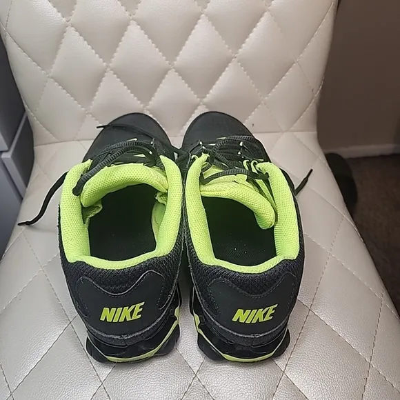 Nike Reax 8 TR Training Shoes Men's 8 Anthracite Black-Volt 616272-036
