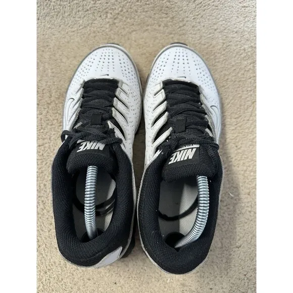 Nike Reax TR White Black Running Shoes Sneakers (616272-101)Men’s Size 9.5